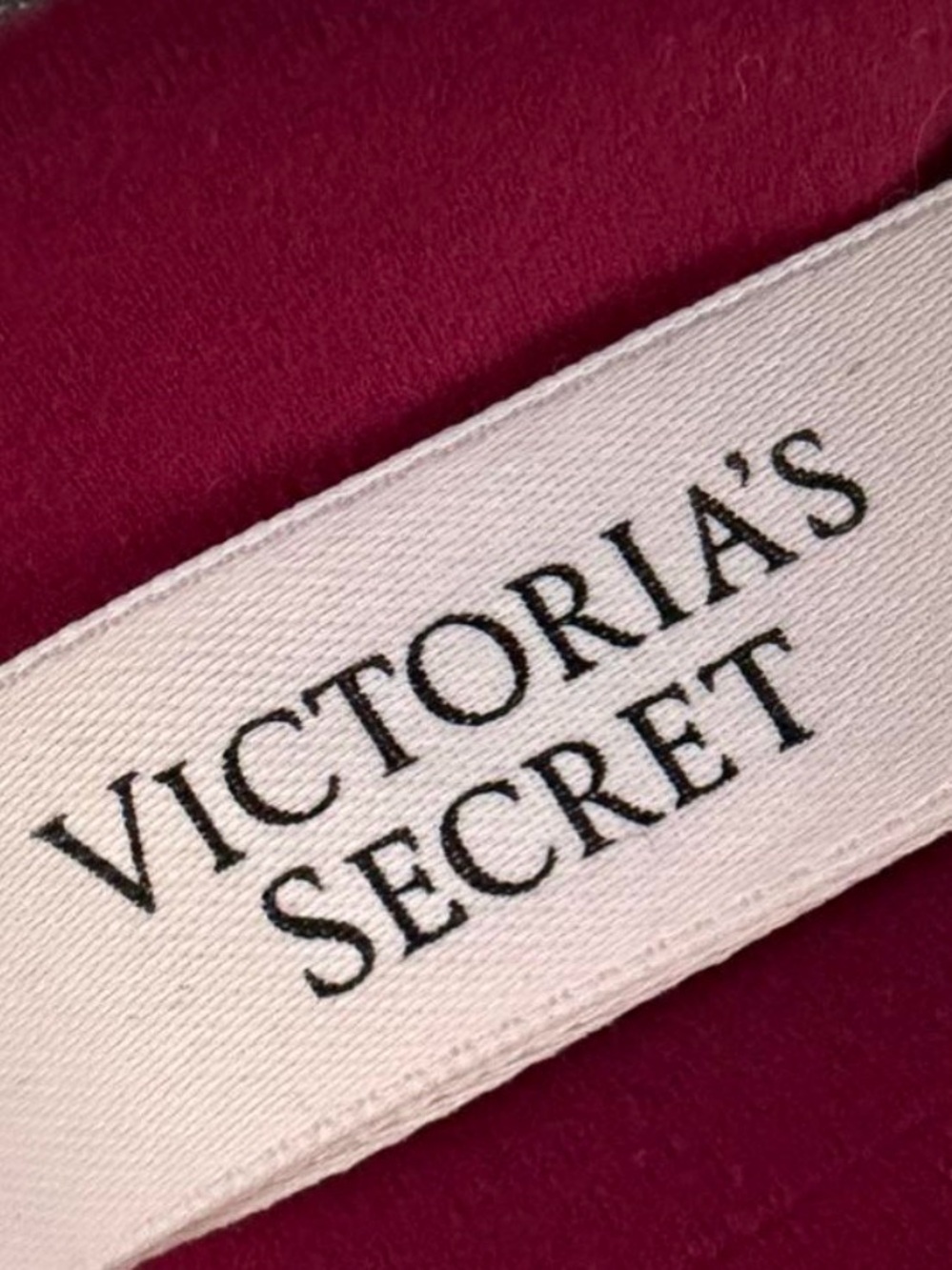 Victoria's Secret Smooth Molded Bra in Deep Raspberry - Picture 5 of 5